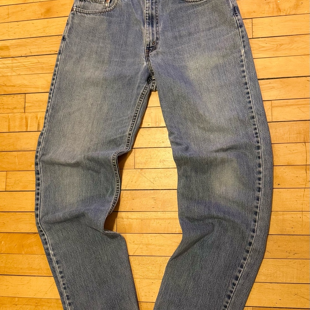 SOLD! SOLD! Vintage 90s Levis 550 Faded Relaxed Fit Denim Jean Made In USA 33x34 - Picture 5 of 9